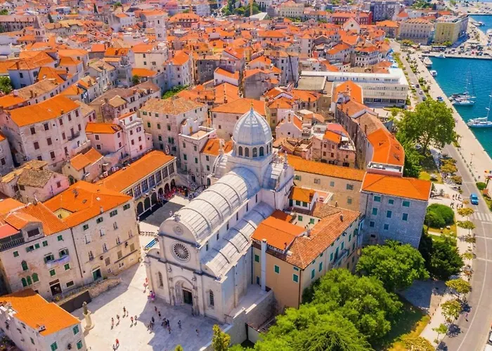 Center - Sleeps 4 Appartamento