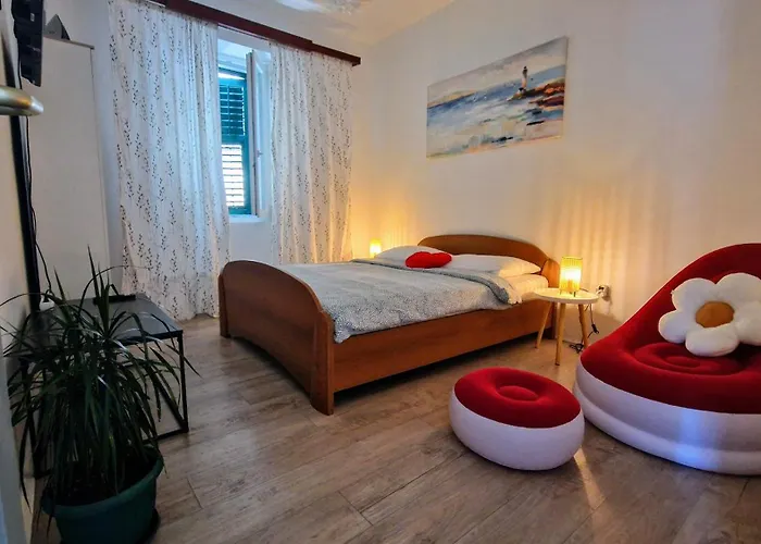 Apartman Center - Sleeps 4 Sibenik
